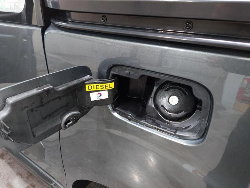 Occasion CITROEN Berlingo 1.6 e-HDi90 Airdream Confort ETG6 5p 2013 Gris Shark 11970 € à Lesménils