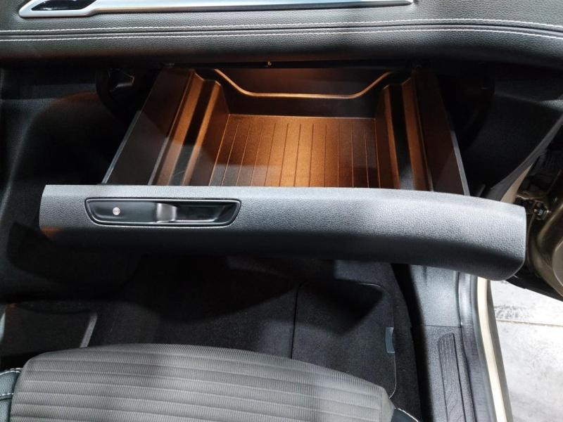 Occasion RENAULT Grand Scenic 1.3 TCe 140ch energy Business Intens 7 places 2018 Beige Dune 14490 € à Lesménils