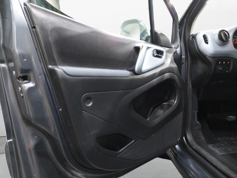 Occasion CITROEN Berlingo 1.6 e-HDi90 Airdream Confort ETG6 5p 2013 Gris Shark 11970 € à Lesménils