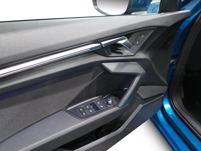 Occasion AUDI A3 Sportback 35 TFSI 150ch Mild Hybrid Design S tronic 7 2021 Bleu Atoll métallisé 22490 € à Lesménils