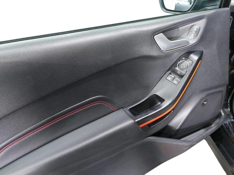 Occasion FORD Fiesta 1.0 EcoBoost 140ch Stop&Start ST-Line 3p Euro6.2 2019 Noir Shadow 11390 € à Lesménils