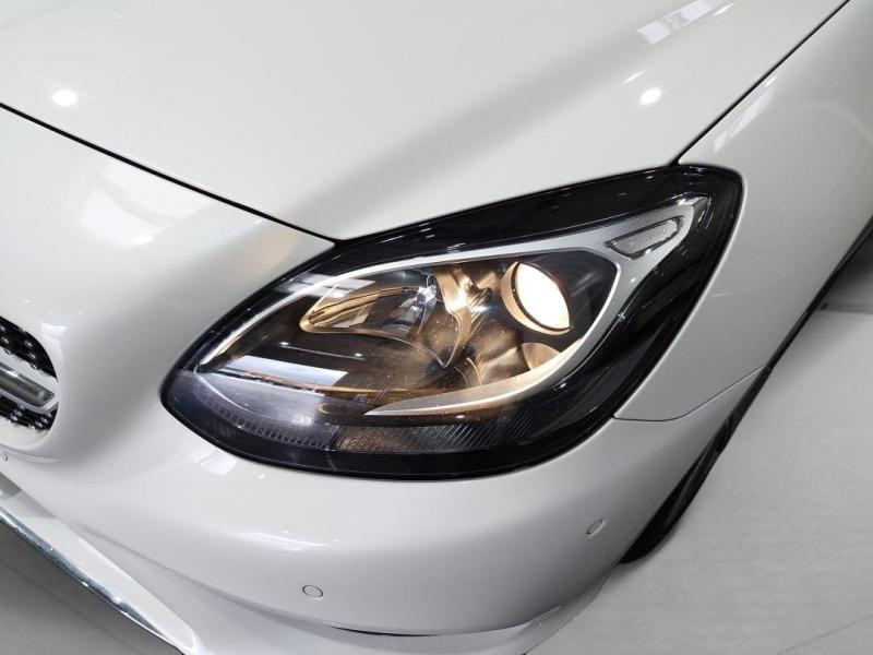 Used MERCEDES-BENZ SLC 180 156ch Executive 2018 Blanc diamant brillant € 20790 in Lesménils
