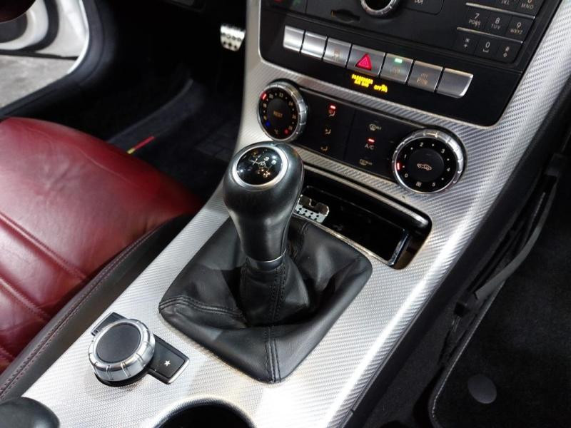 Used MERCEDES-BENZ SLC 180 156ch Executive 2018 Blanc diamant brillant € 20790 in Lesménils