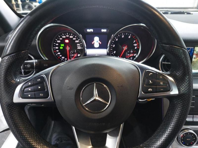 Used MERCEDES-BENZ SLC 180 156ch Executive 2018 Blanc diamant brillant € 20790 in Lesménils