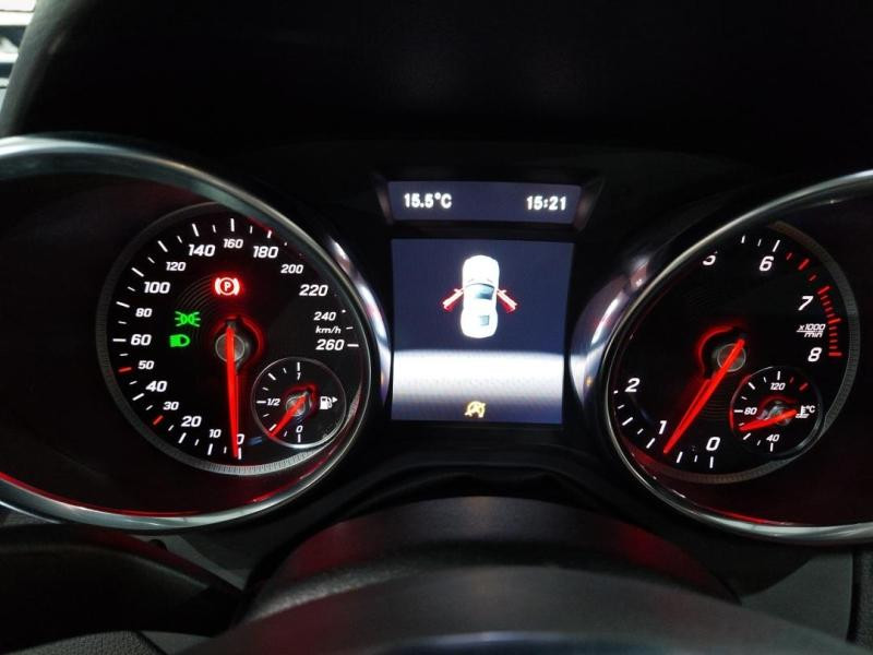 Used MERCEDES-BENZ SLC 180 156ch Executive 2018 Blanc diamant brillant € 20790 in Lesménils