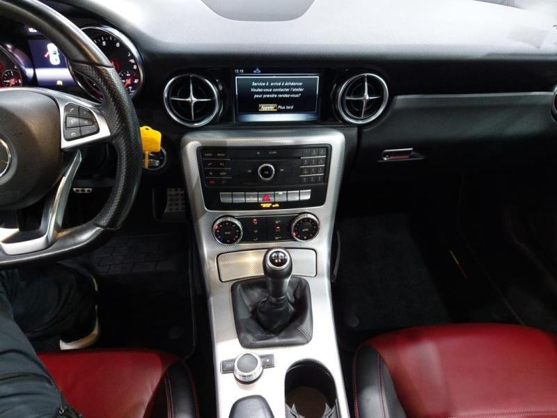 Used MERCEDES-BENZ SLC 180 156ch Executive 2018 Blanc diamant brillant € 20790 in Lesménils