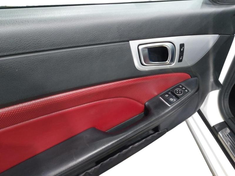 Used MERCEDES-BENZ SLC 180 156ch Executive 2018 Blanc diamant brillant € 20790 in Lesménils