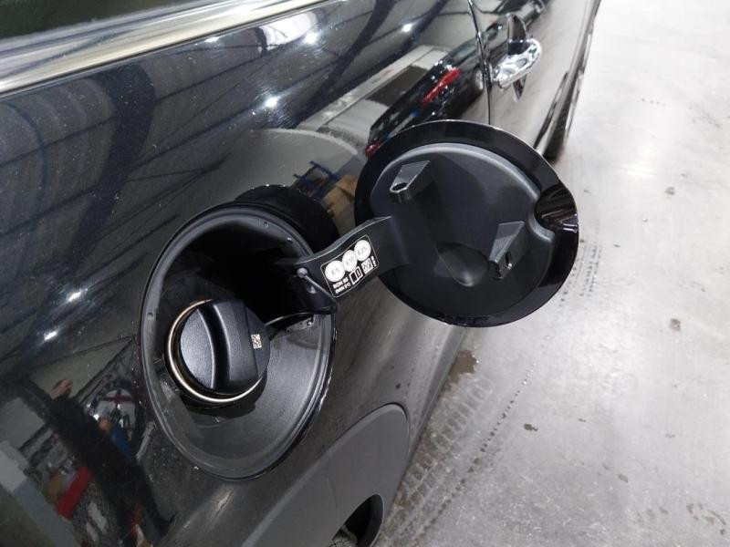 Occasion MINI Mini Cooper 136ch Edition 60 Years BVA7 109g 2020 Noir 18490 € à Lesménils