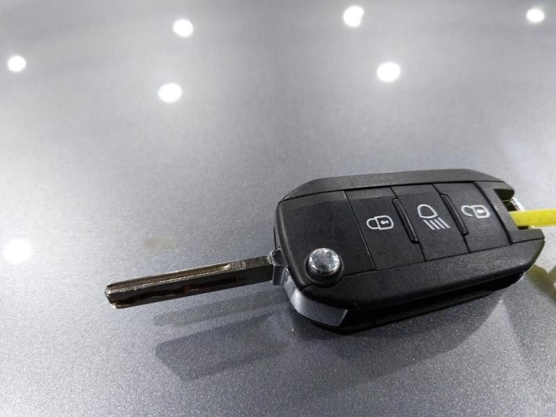 Occasion CITROEN C3 1.5 BlueHDi 100ch S&S Feel Business E6.d 2021 Gris Acier (M) 12290 € à Lesménils