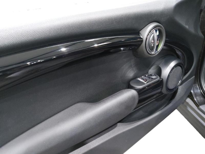 Occasion MINI Mini Cooper 136ch Edition 60 Years BVA7 109g 2020 Noir 18490 € à Lesménils