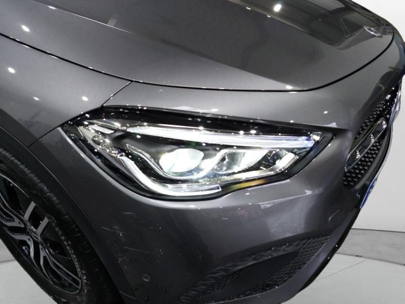 Used MERCEDES-BENZ GLA 200 d 150ch Progressive Line 8G-DCT 2023 Gris montagne métallisé € 34490 in Lesménils