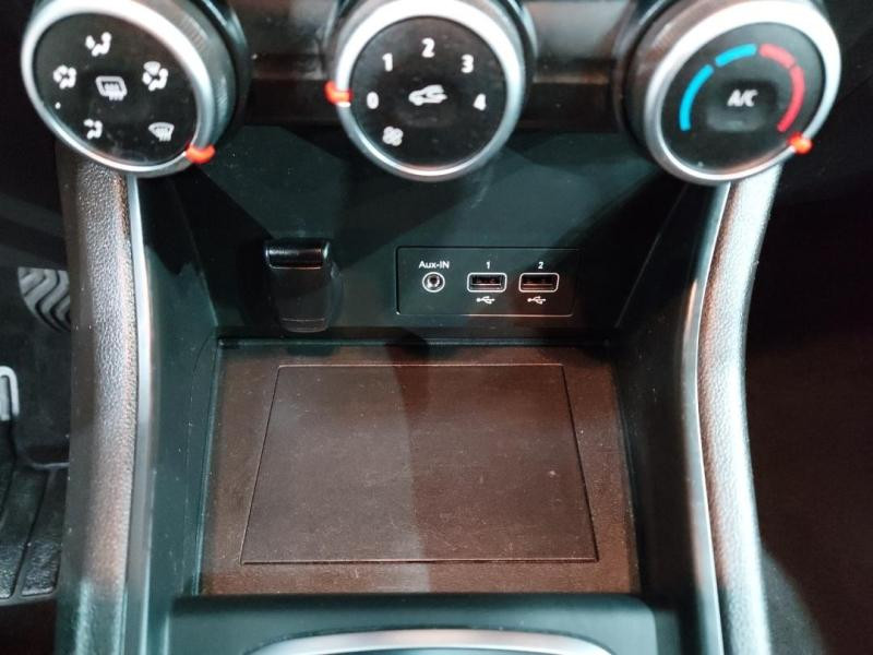 Used RENAULT Captur 1.0 TCe 90ch Zen -21 2021 Orange Atacama € 11990 in Lesménils