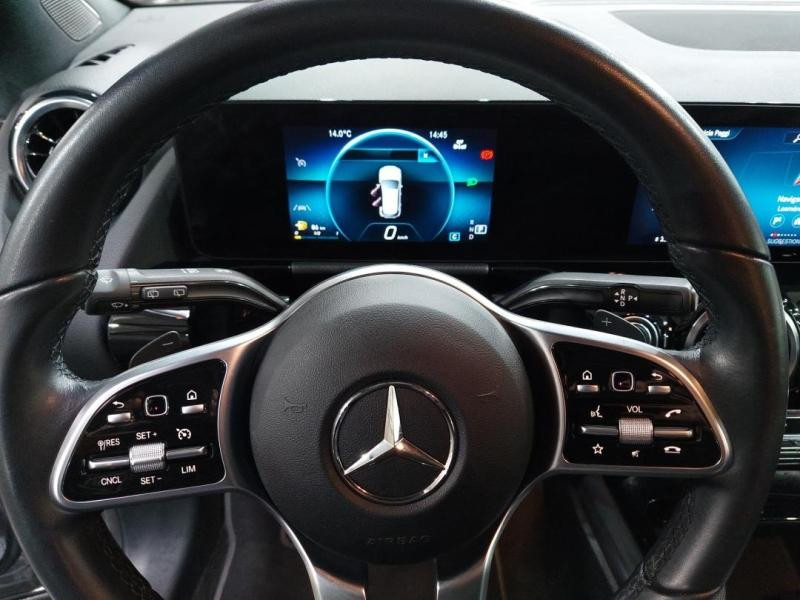 Used MERCEDES-BENZ GLA 200 d 150ch Progressive Line 8G-DCT 2023 Gris montagne métallisé € 34490 in Lesménils