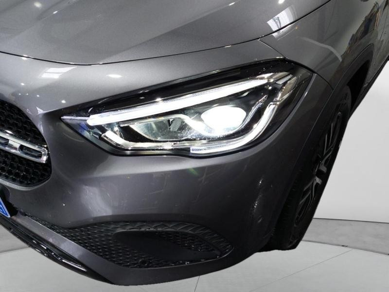 Used MERCEDES-BENZ GLA 200 d 150ch Progressive Line 8G-DCT 2023 Gris montagne métallisé € 34490 in Lesménils