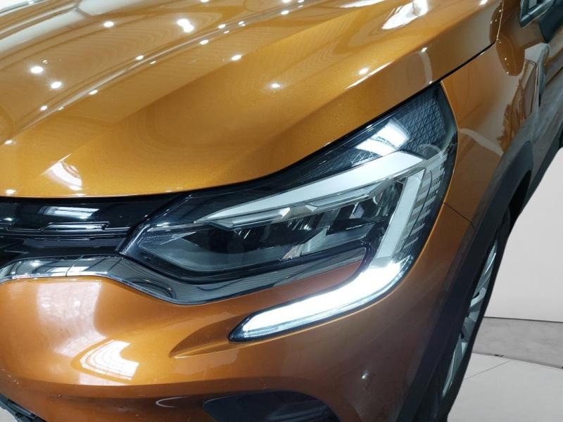Used RENAULT Captur 1.0 TCe 90ch Zen -21 2021 Orange Atacama € 11990 in Lesménils