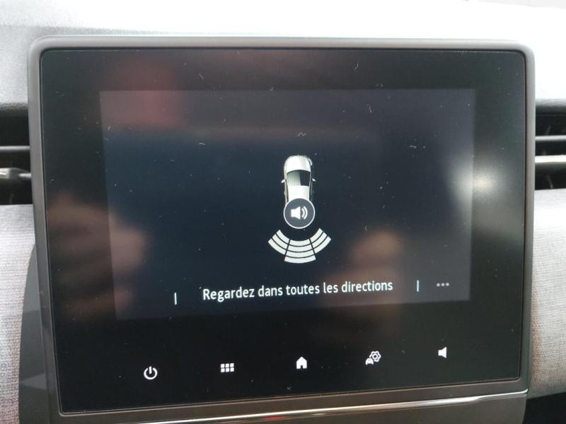 Occasion RENAULT Clio 1.0 TCe 90ch Evolution 2024 Bleu Iron 15990 € à Lesménils