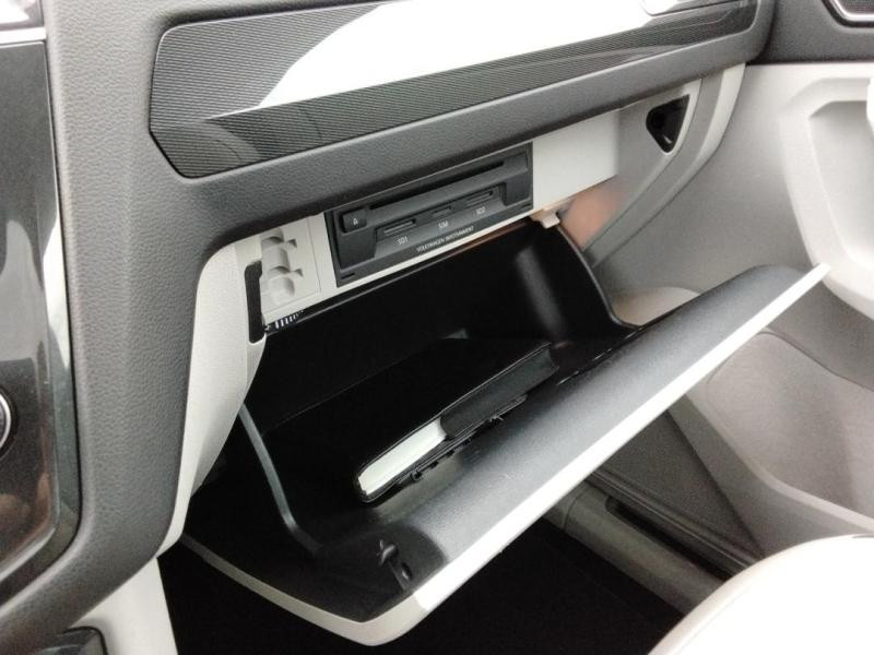 Used VOLKSWAGEN Tiguan 2.0 TDI 190ch Carat 4Motion DSG7 2018 Bleu Atlantique € 24990 in Lesménils