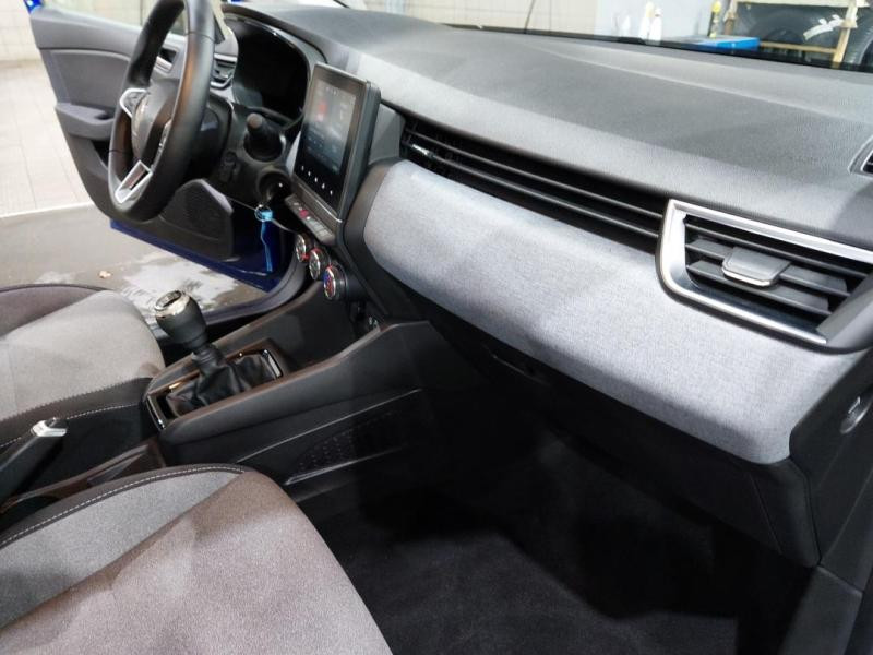 Occasion RENAULT Clio 1.0 TCe 90ch Evolution 2024 Bleu Iron 15990 € à Lesménils