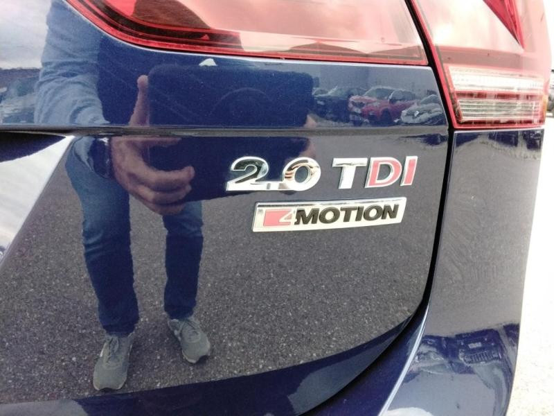 Used VOLKSWAGEN Tiguan 2.0 TDI 190ch Carat 4Motion DSG7 2018 Bleu Atlantique € 24990 in Lesménils