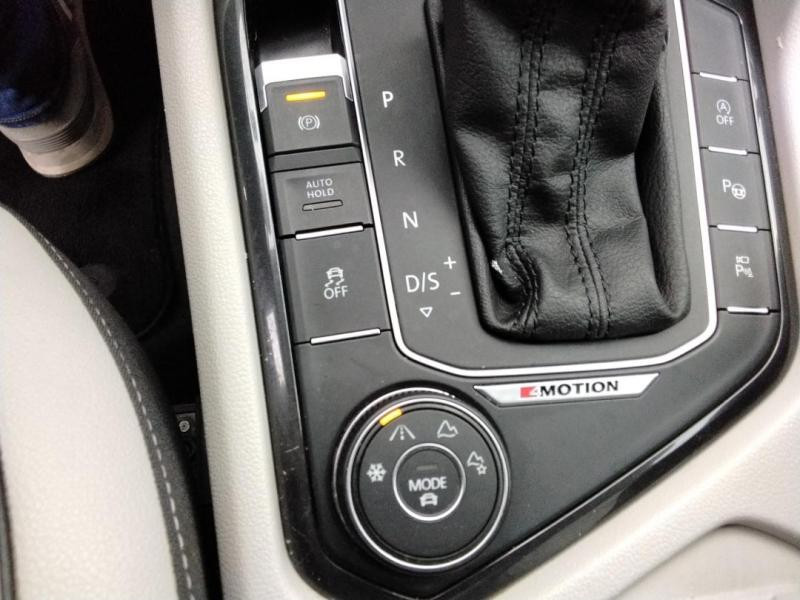 Used VOLKSWAGEN Tiguan 2.0 TDI 190ch Carat 4Motion DSG7 2018 Bleu Atlantique € 24990 in Lesménils