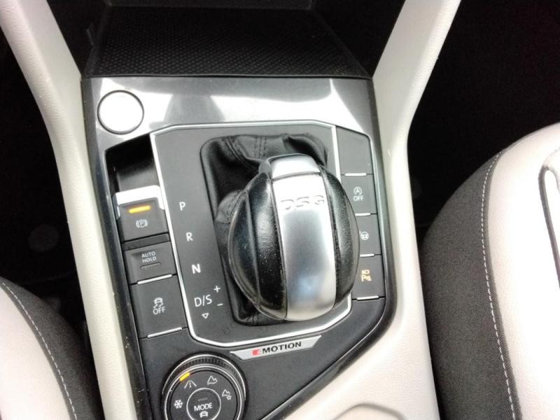 Used VOLKSWAGEN Tiguan 2.0 TDI 190ch Carat 4Motion DSG7 2018 Bleu Atlantique € 24990 in Lesménils