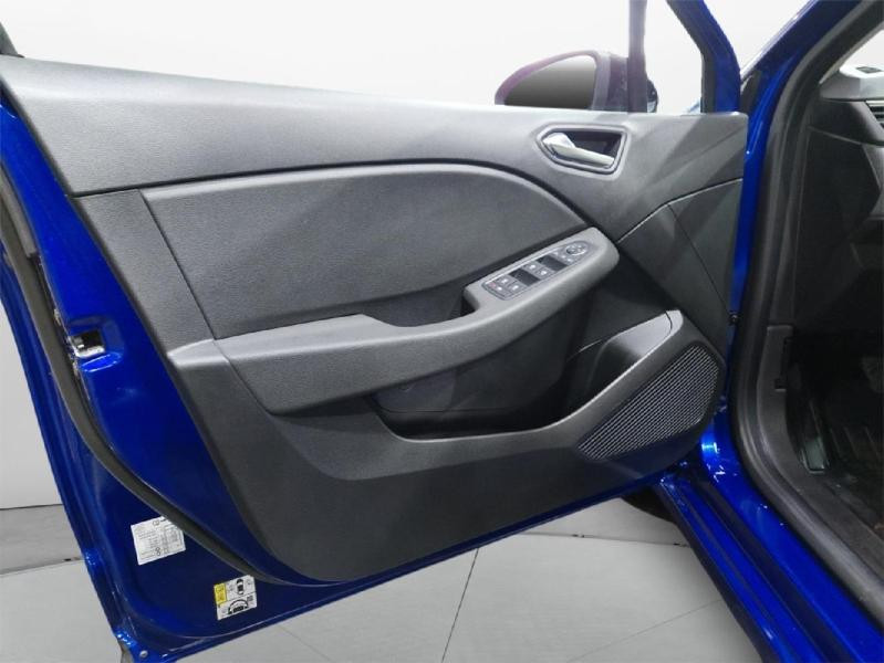 Used RENAULT Clio 1.0 TCe 90ch Evolution 2024 Bleu Iron € 15990 in Lesménils