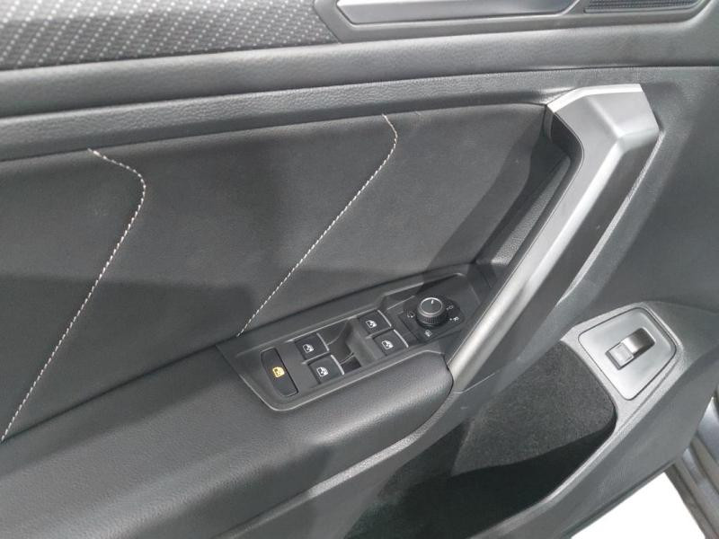 Occasion VOLKSWAGEN Tiguan Allspace 2.0 TDI 150ch R-Line DSG7 2023 Gris Pyrite métallisée 40990 € à Lesménils