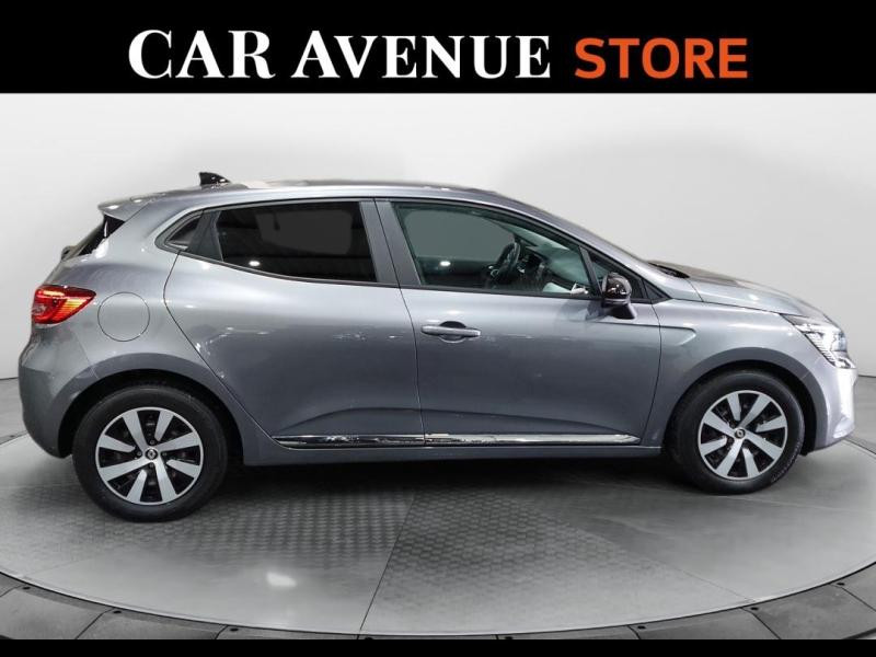 Used RENAULT Clio 1.0 TCe 90ch Evolution 2023 Gris Platine € 15390 in Lesménils
