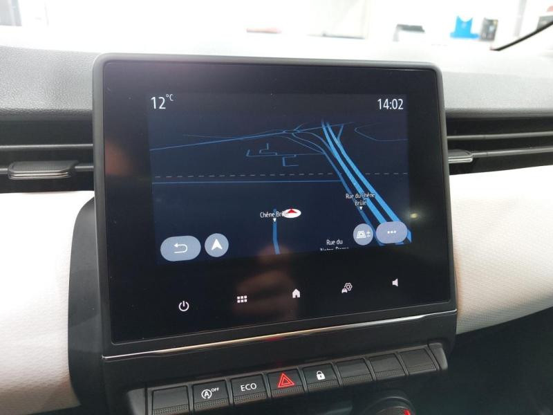 Used RENAULT Clio 1.0 TCe 90ch Evolution 2023 Gris Platine € 15390 in Lesménils