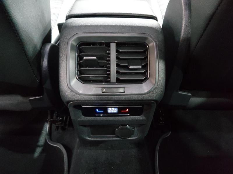 Occasion VOLKSWAGEN Tiguan Allspace 2.0 TDI 150ch R-Line DSG7 2023 Gris Pyrite métallisée 40990 € à Lesménils