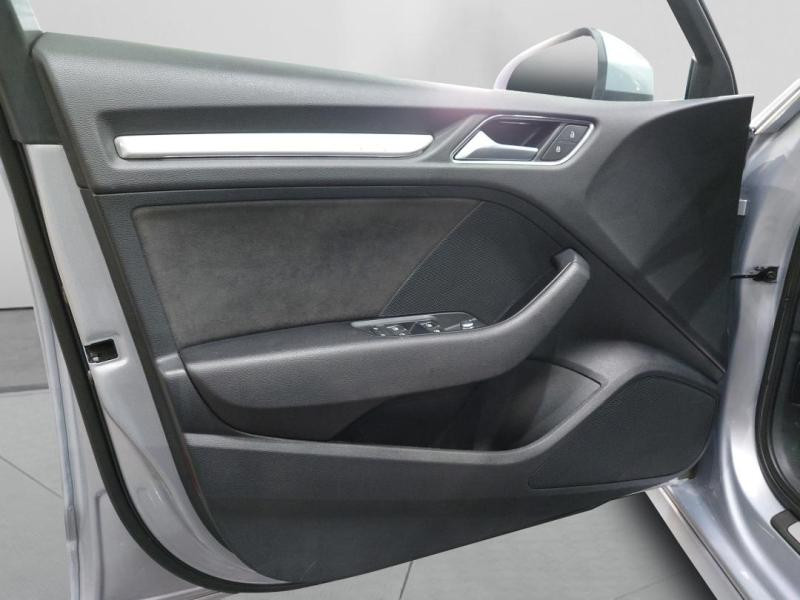 Used AUDI A3 Sportback 35 TDI 150ch S line S tronic 7 Euro6d-T 2019 Gris € 21490 in Lesménils