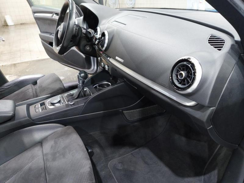 Used AUDI A3 Sportback 35 TDI 150ch S line S tronic 7 Euro6d-T 2019 Gris € 21490 in Lesménils