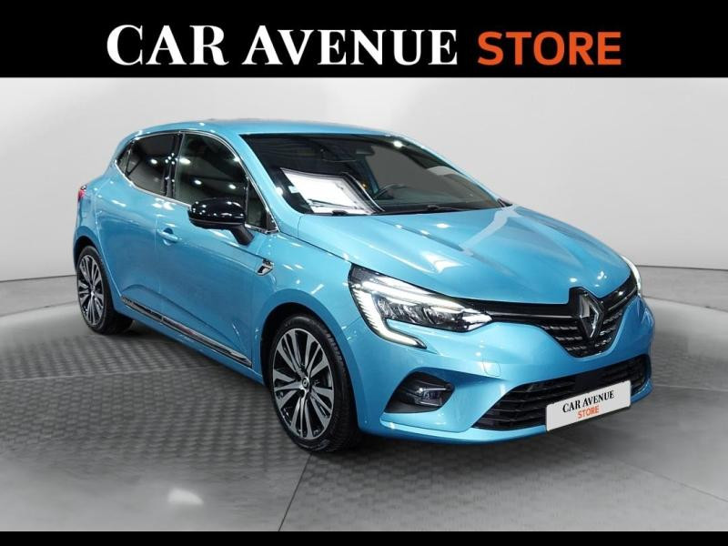 Used RENAULT Clio 1.6 E-Tech 140ch Initiale Paris -21 2021 Bleu Celadon € 17490 in Lesménils
