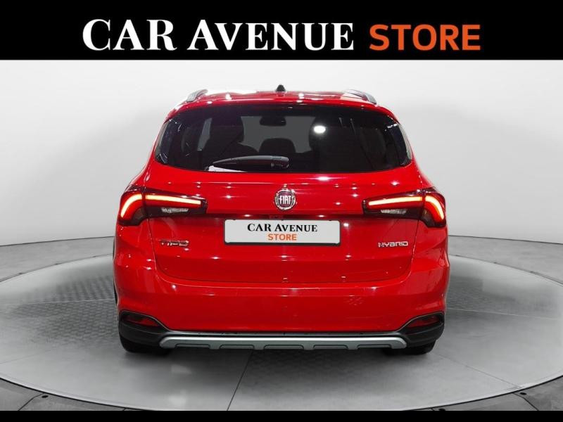 Occasion FIAT Tipo Cross SW 1.5 FireFly Turbo 130ch S/S (RED) Hybrid DCT7 MY22 2023 Rouge Passione Pastel 14490 € à Lesménils
