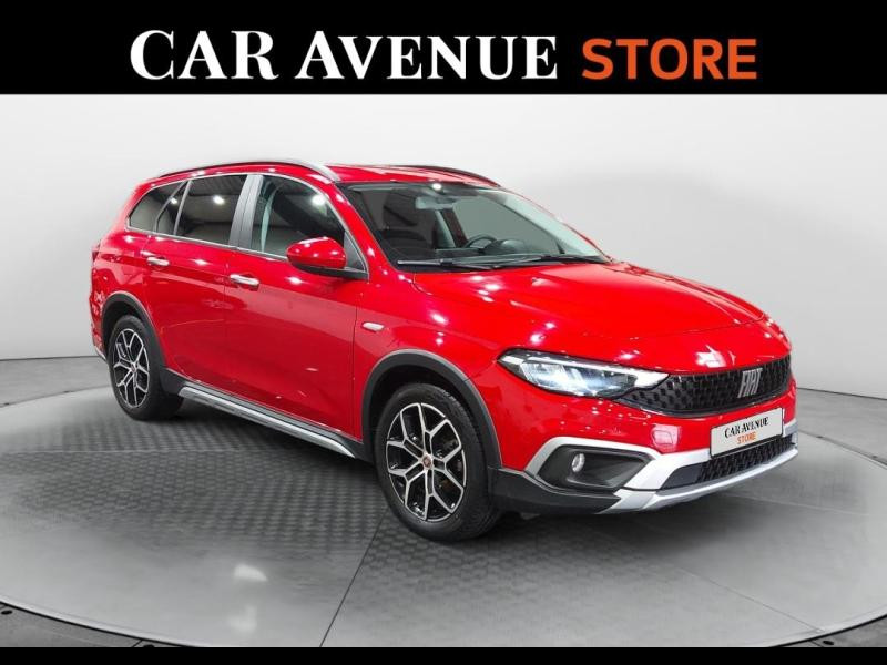 Occasion FIAT Tipo Cross SW 1.5 FireFly Turbo 130ch S/S (RED) Hybrid DCT7 MY22 2023 Rouge Passione Pastel 14490 € à Lesménils