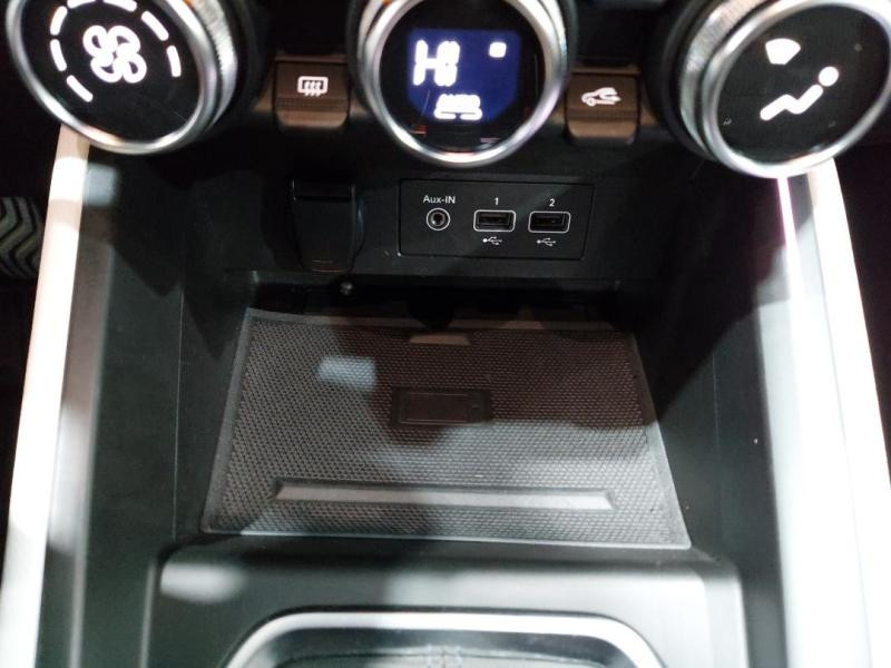 Used RENAULT Clio 1.0 TCe 90ch Intens -21N 2022 Blanc Quartz € 14990 in Lesménils