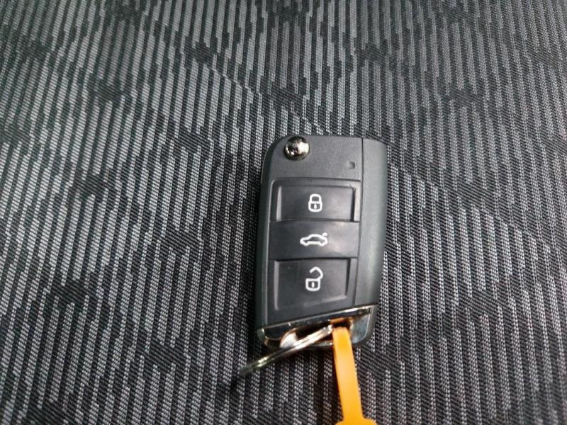 Occasion VOLKSWAGEN Tiguan Allspace 2.0 TDI 150ch R-Line DSG7 2023 Gris Pyrite métallisée 40990 € à Lesménils