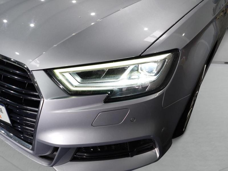 Used AUDI A3 Sportback 35 TDI 150ch S line S tronic 7 Euro6d-T 2019 Gris € 21490 in Lesménils