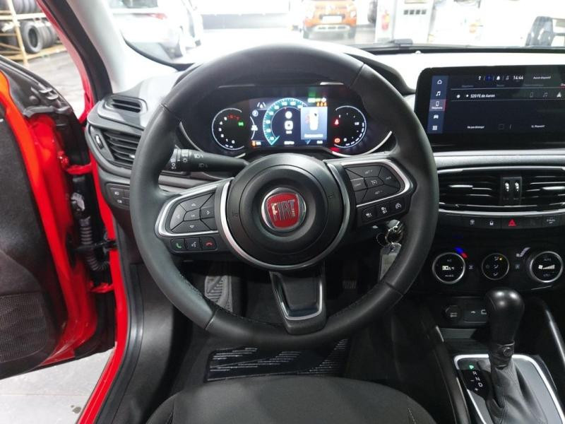 Occasion FIAT Tipo Cross SW 1.5 FireFly Turbo 130ch S/S (RED) Hybrid DCT7 MY22 2023 Rouge Passione Pastel 14490 € à Lesménils