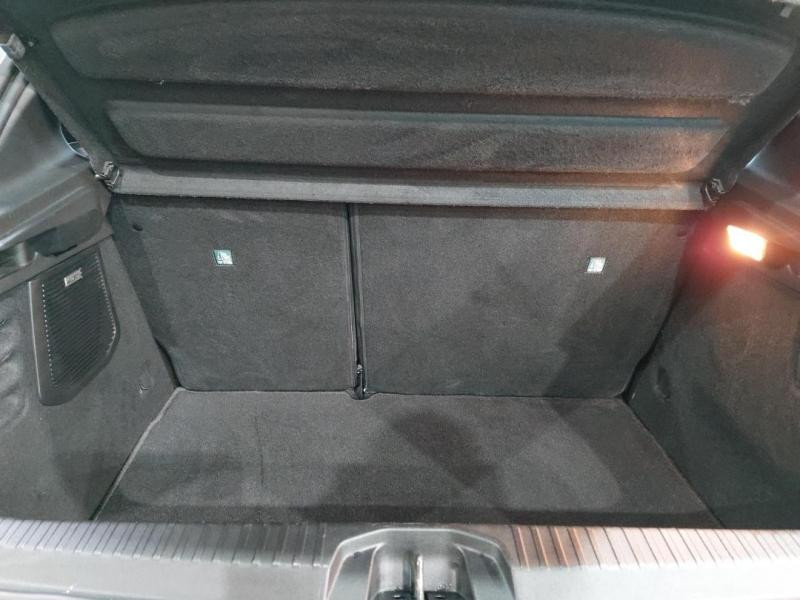 Used RENAULT Clio 1.6 E-Tech 140ch Initiale Paris -21 2021 Bleu Celadon € 17490 in Lesménils