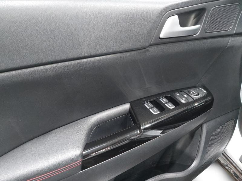 Used KIA Sportage 1.6 CRDi 136ch ISG GT Line 4x2 DCT7 2019 Blanc € 17990 in Lesménils