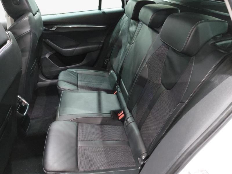 Occasion SKODA Octavia Combi 2.0 TDI 150ch Style DSG7 2022 Blanc Cristal spéciale 21590 € à Lesménils