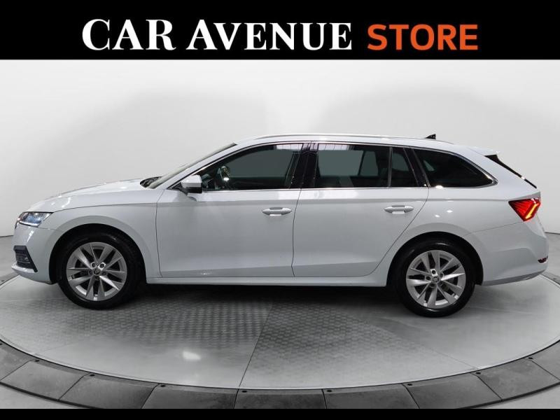 Occasion SKODA Octavia Combi 2.0 TDI 150ch Style DSG7 2022 Blanc Cristal spéciale 21590 € à Lesménils