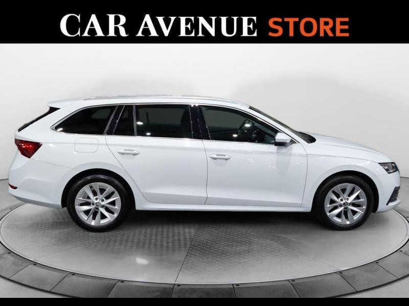 Occasion SKODA Octavia Combi 2.0 TDI 150ch Style DSG7 2022 Blanc Cristal spéciale 21590 € à Lesménils