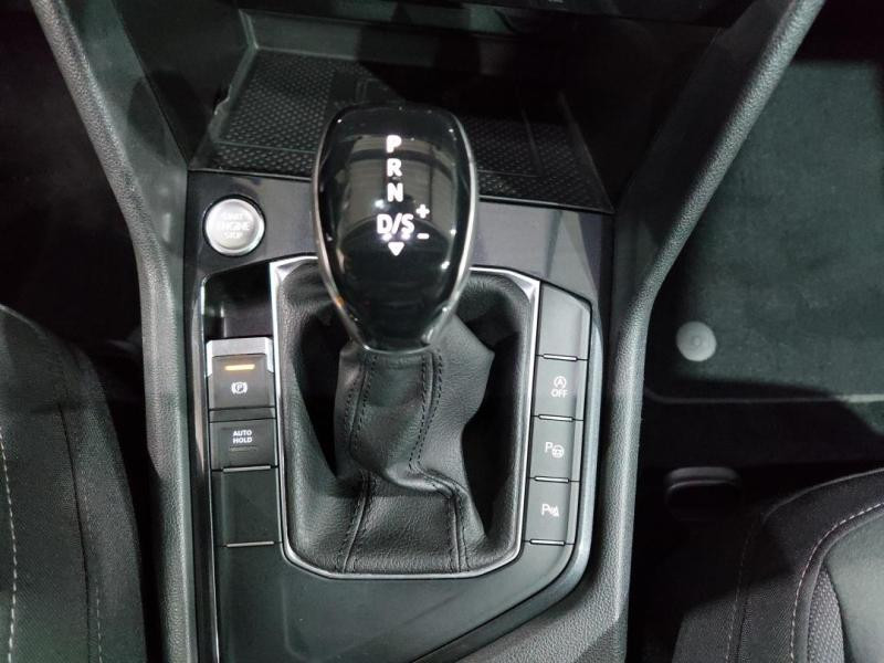 Occasion VOLKSWAGEN Tiguan 2.0 TDI 150ch Elegance DSG7 2022 Noir Intense nacrée 27390 € à Lesménils