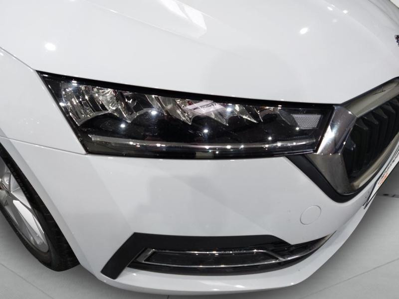 Occasion SKODA Octavia Combi 2.0 TDI 150ch Style DSG7 2022 Blanc Cristal spéciale 21590 € à Lesménils