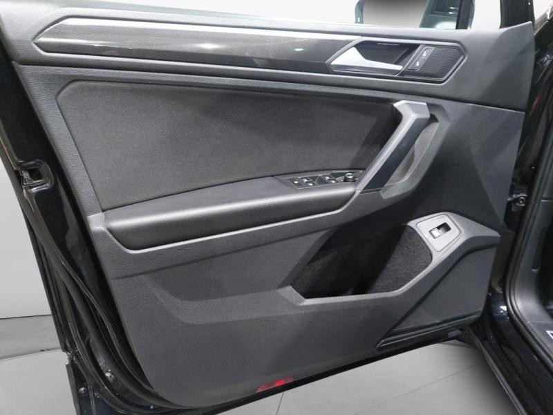 Occasion VOLKSWAGEN Tiguan 2.0 TDI 150ch Elegance DSG7 2022 Noir Intense nacrée 27390 € à Lesménils