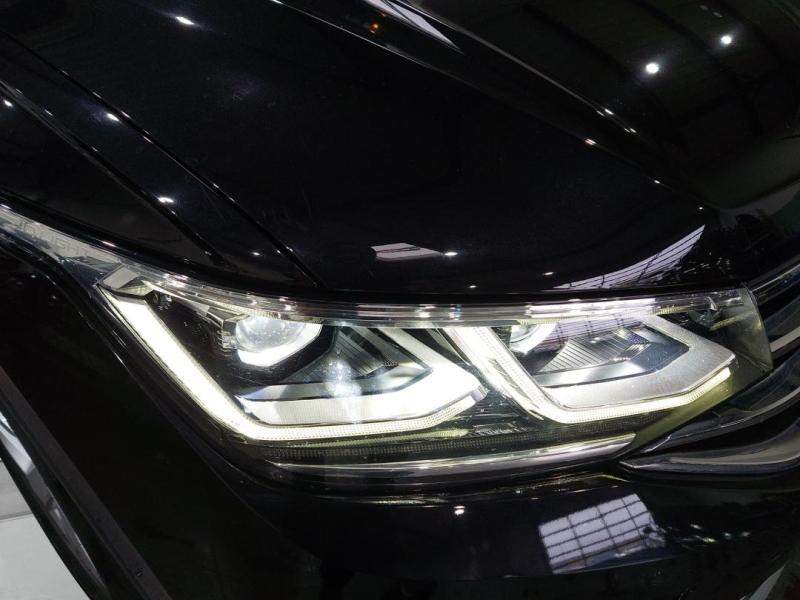 Occasion VOLKSWAGEN Tiguan 2.0 TDI 150ch Elegance DSG7 2022 Noir Intense nacrée 27390 € à Lesménils