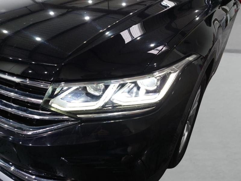 Occasion VOLKSWAGEN Tiguan 2.0 TDI 150ch Elegance DSG7 2022 Noir Intense nacrée 27390 € à Lesménils