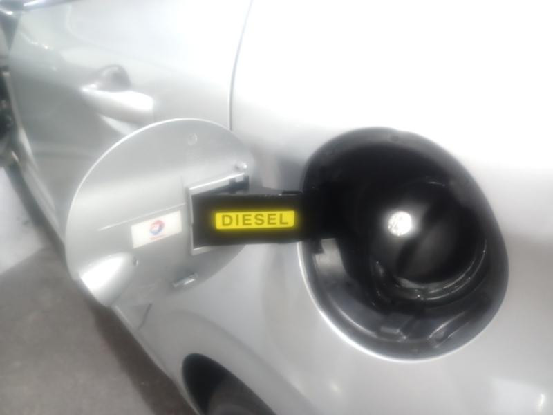 Occasion PEUGEOT 208 1.4 HDi FAP Style 5p 2015 Gris 8990 € à Lesménils